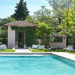 https://hotel-lhermitage.fr-provencehotel.com
